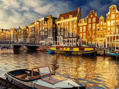 Brisel i Amsterdam