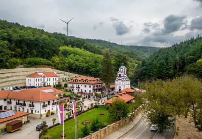 Manastir Tumane